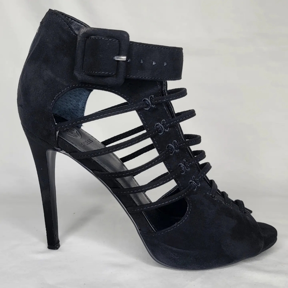 Guess Adhirra Heels - Picture 3 of 7
